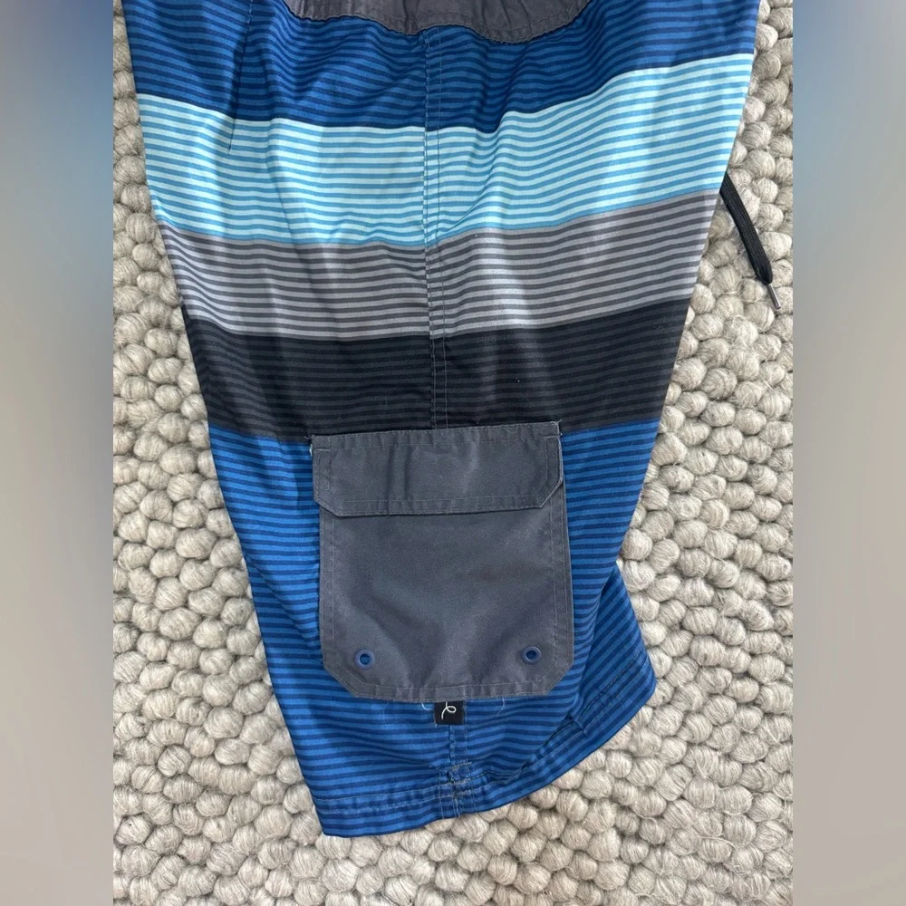 Art Class Size Youth 14 Blue and Gray Board Shorts with Stripes